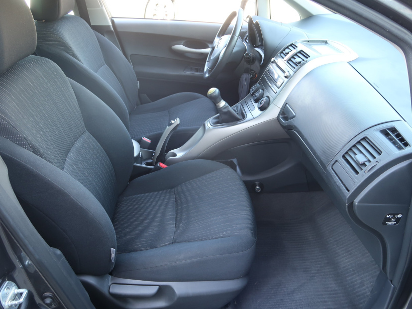 Toyota Auris, 2007