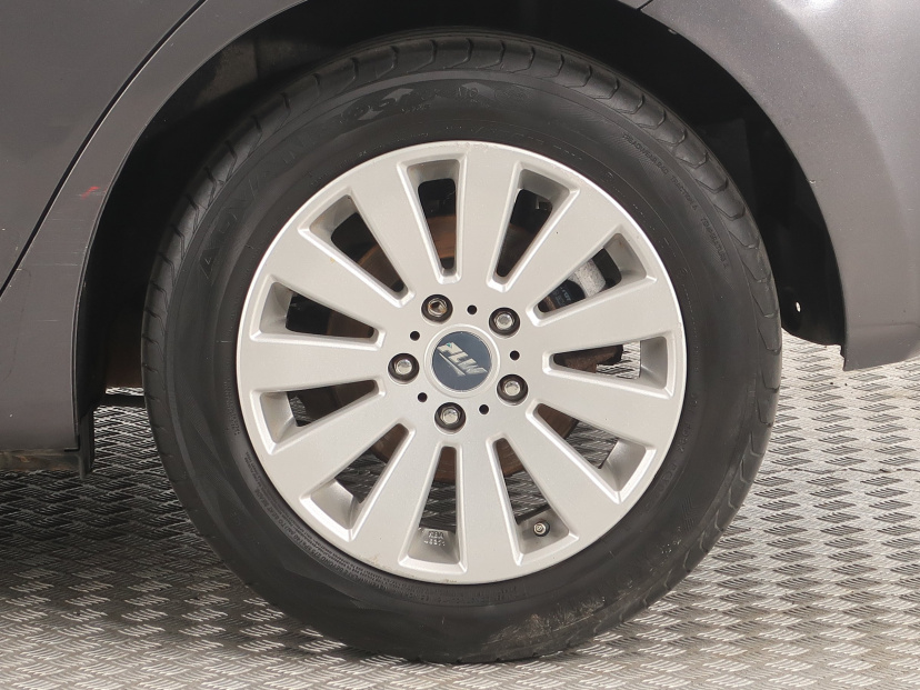 Toyota Auris, 2007