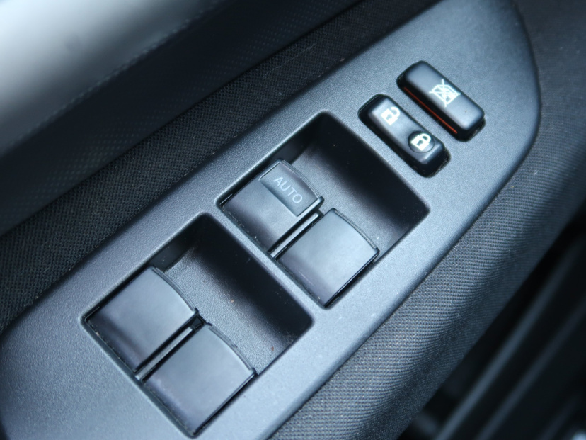 Toyota Auris, 2007