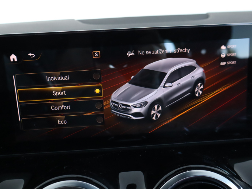 Mercedes-Benz GLA, 2021