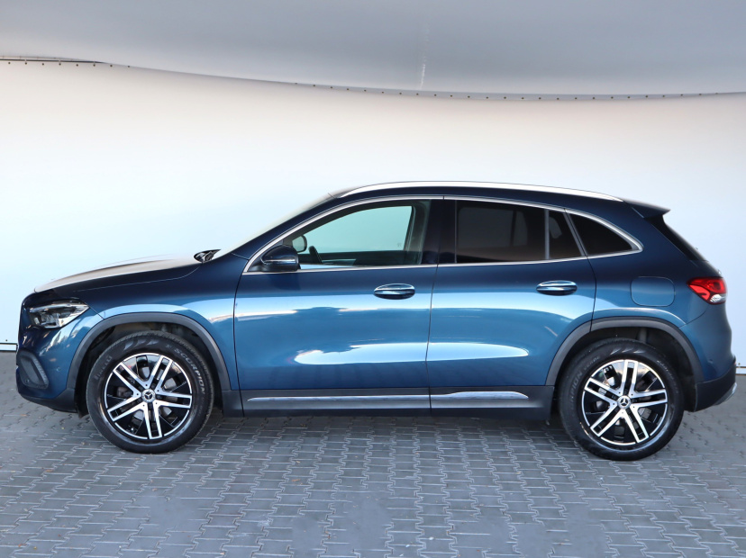 Mercedes-Benz GLA, 2021