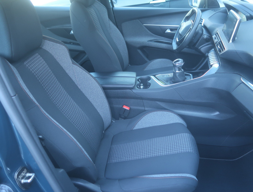 Peugeot 3008, 2022