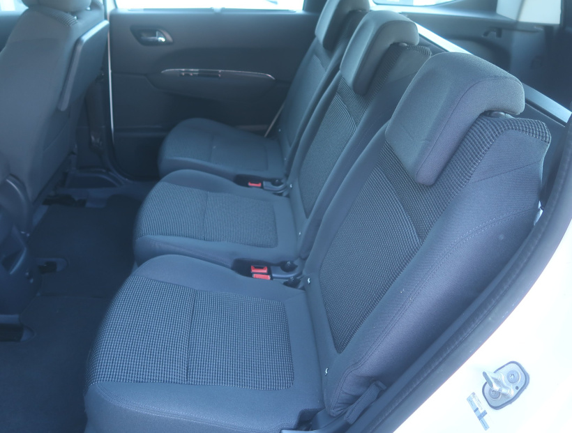 Peugeot 5008, 2013