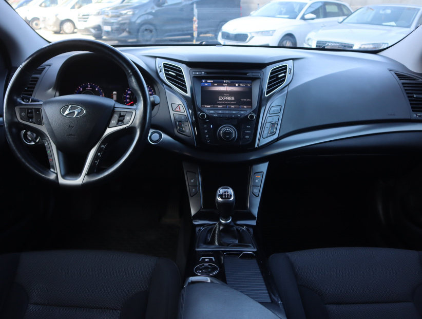 Hyundai i40, 2016