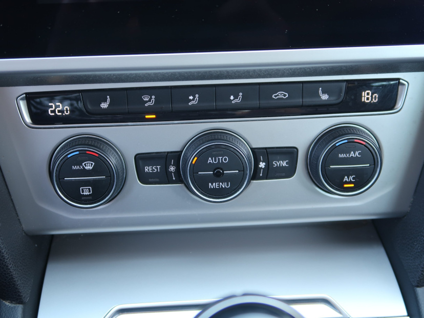 Volkswagen Passat, 2019
