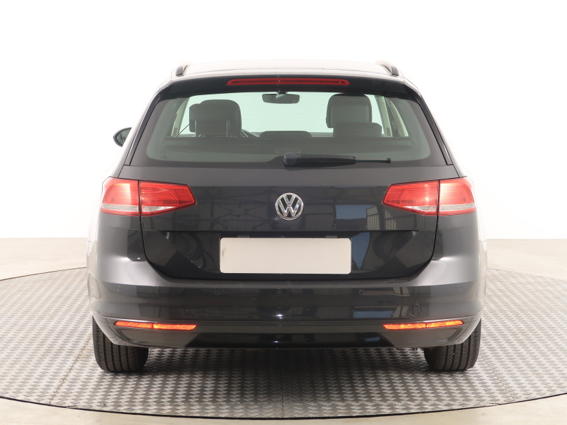 Volkswagen Passat, 2019