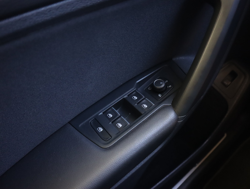 Volkswagen Tiguan, 2023