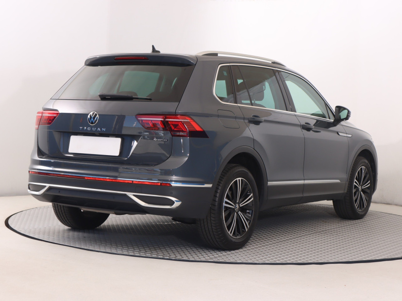 Volkswagen Tiguan, 2023