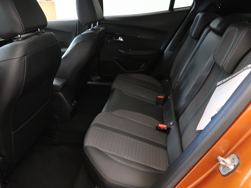 Peugeot 2008, 2021