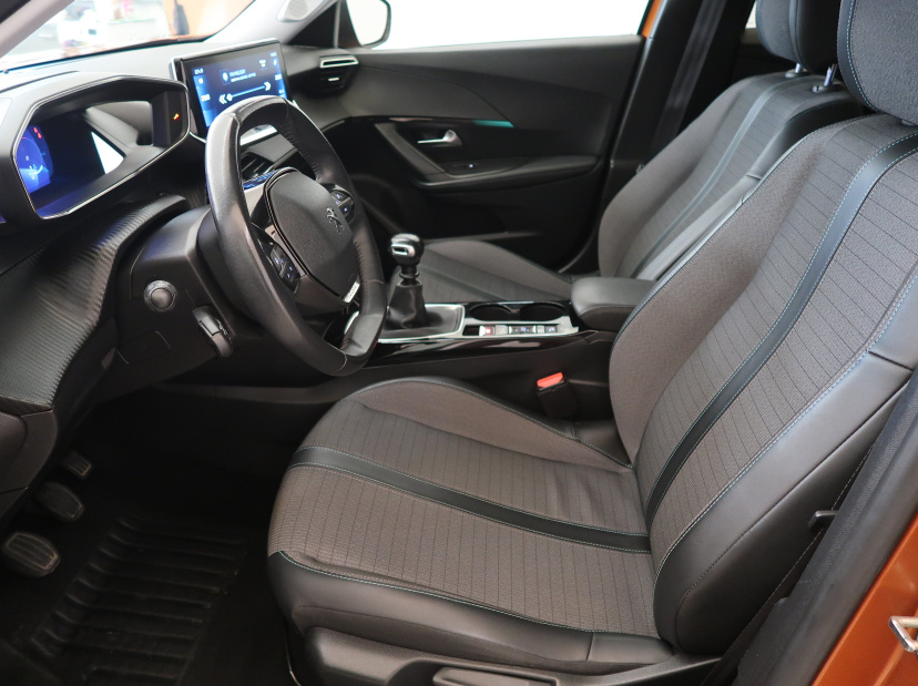Peugeot 2008, 2021