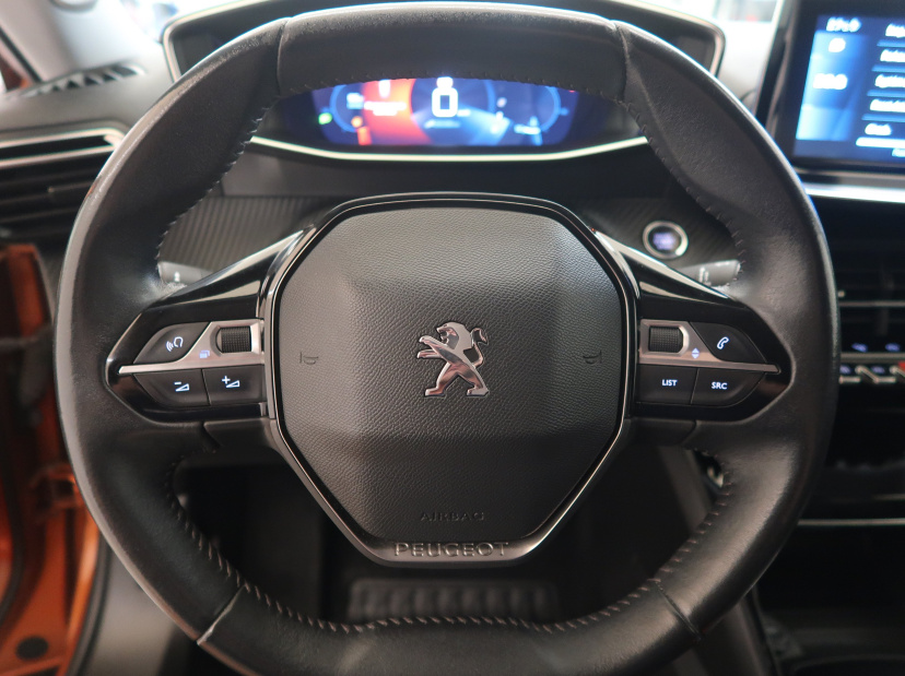 Peugeot 2008, 2021