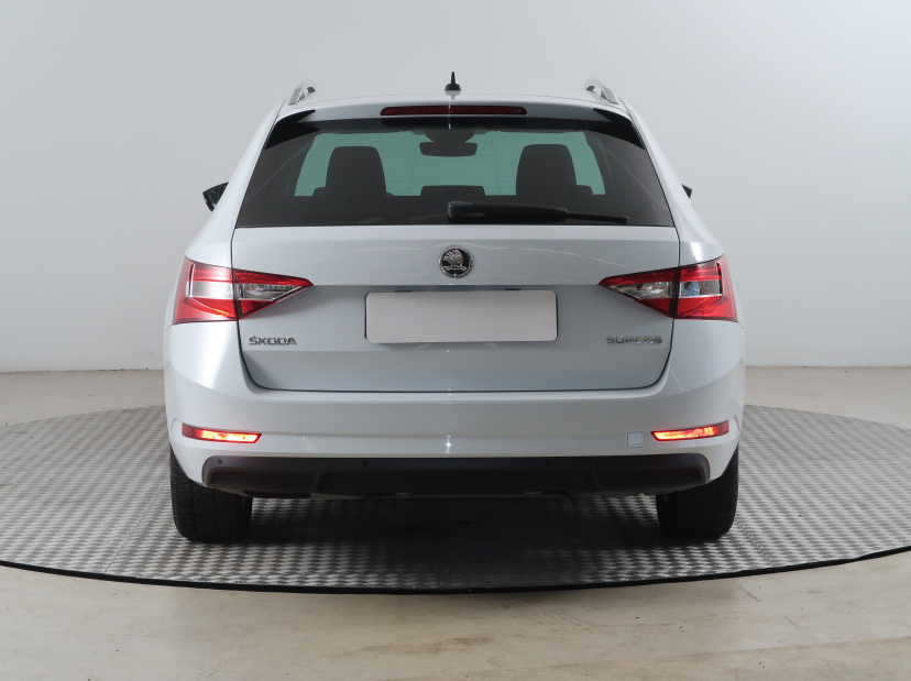 Škoda Superb, 2019