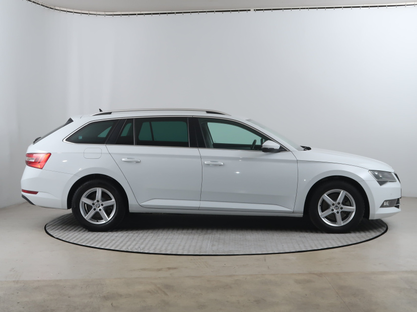 Škoda Superb, 2019