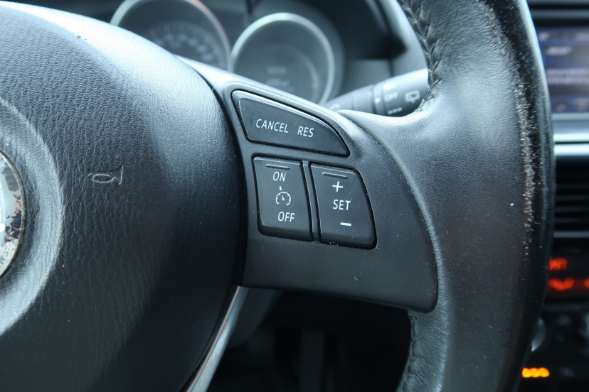 Mazda CX-5, 2012