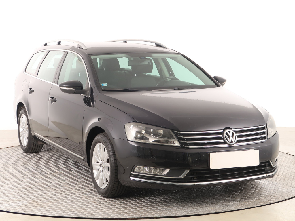 Volkswagen Passat, 2012