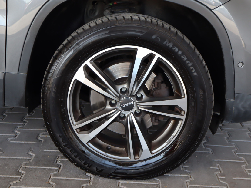 Volkswagen Tiguan, 2013