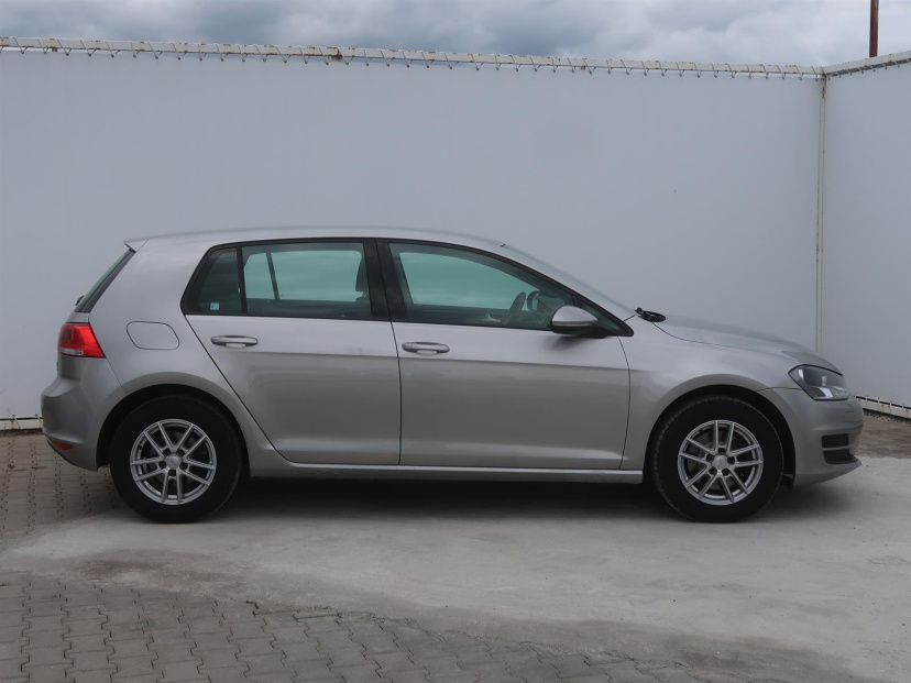 Volkswagen Golf, 2013
