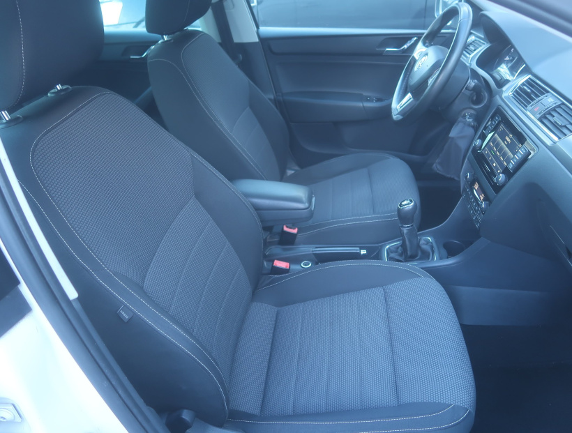 Škoda Rapid Spaceback, 2016