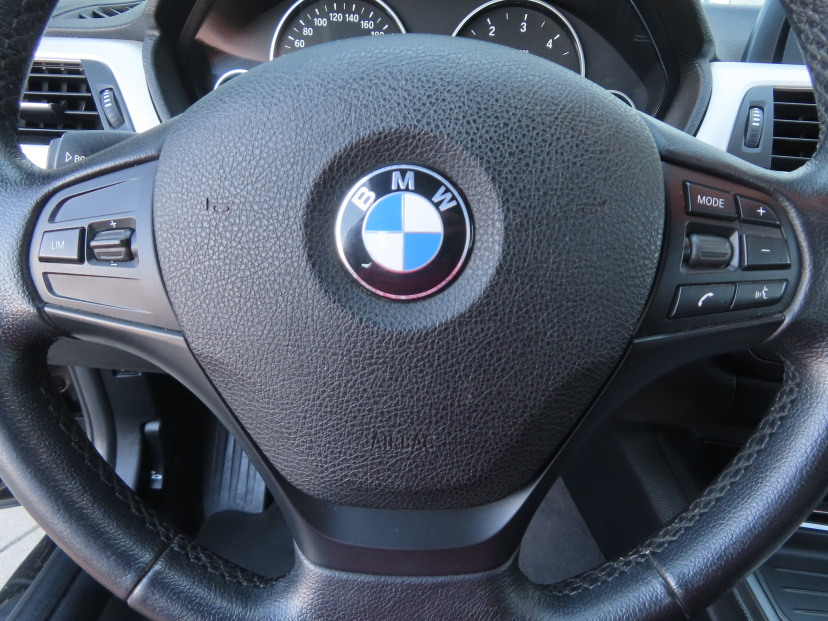 BMW 3, 2015