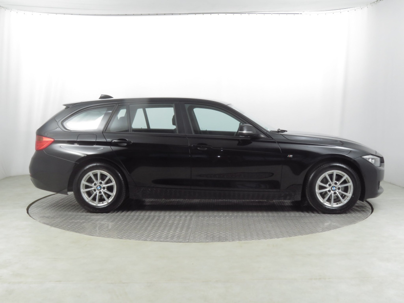 BMW 3, 2015