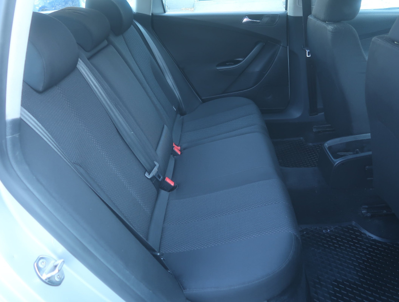 Volkswagen Passat, 2008