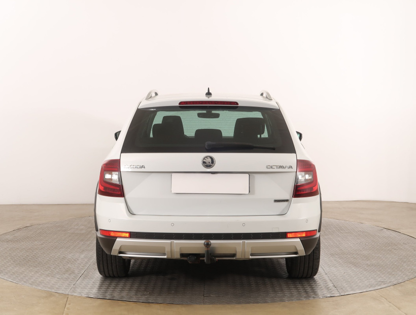 Škoda Octavia Scout, 2019