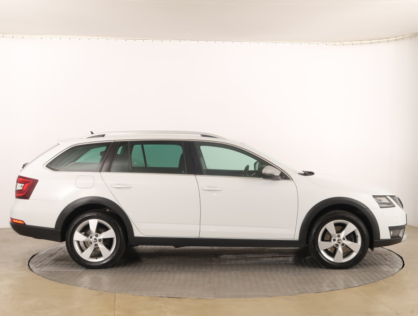 Škoda Octavia Scout, 2019