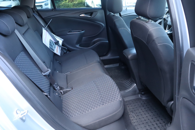 Opel Astra, 2017