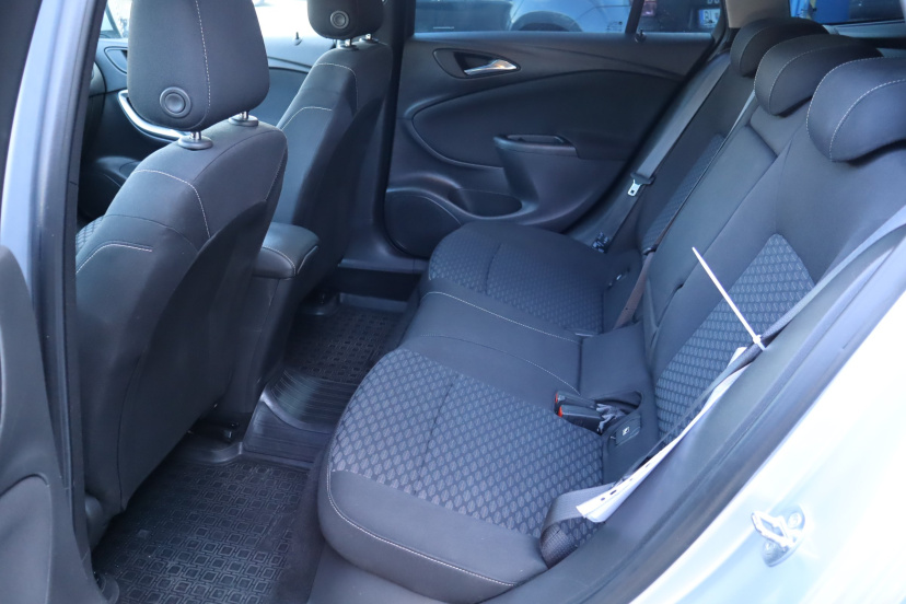Opel Astra, 2017