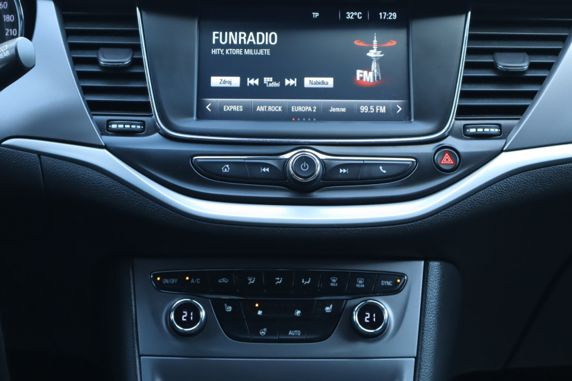 Opel Astra, 2017