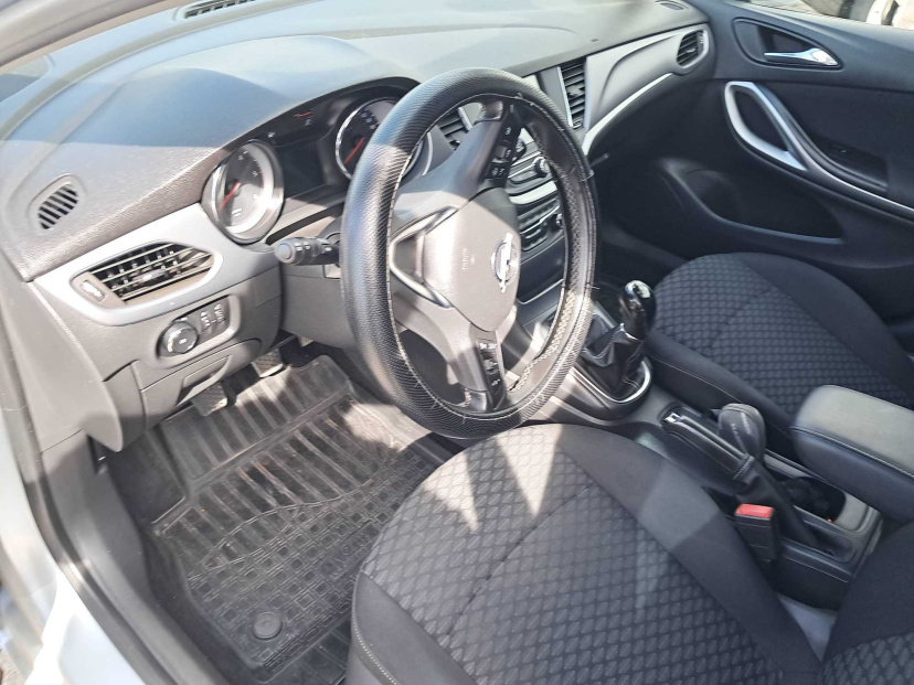 Opel Astra, 2017