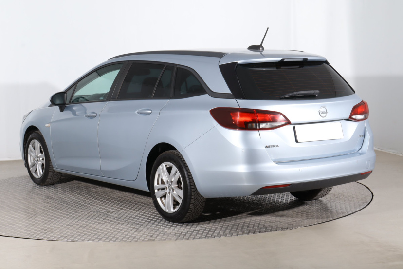 Opel Astra, 2017