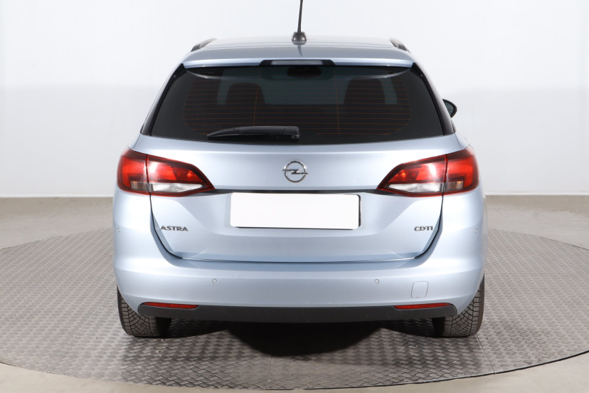 Opel Astra, 2017