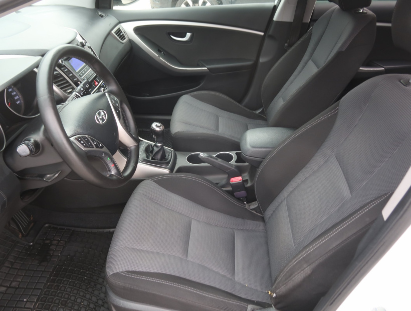 Hyundai i30, 2016