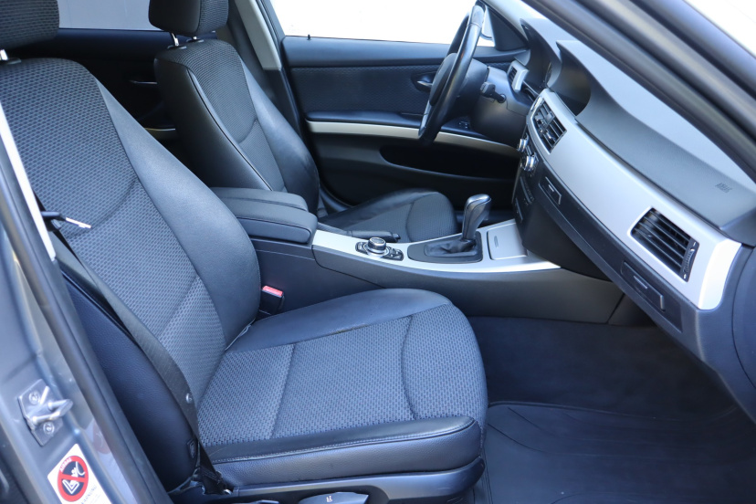 BMW 3, 2010
