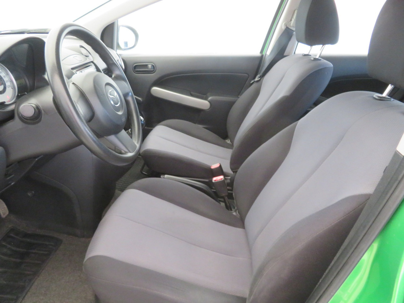 Mazda 2, 2008