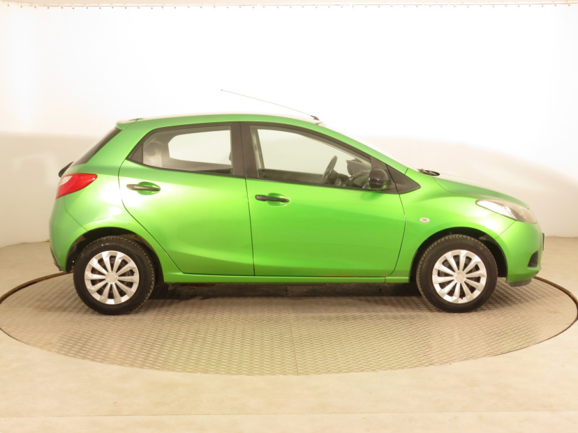 Mazda 2, 2008