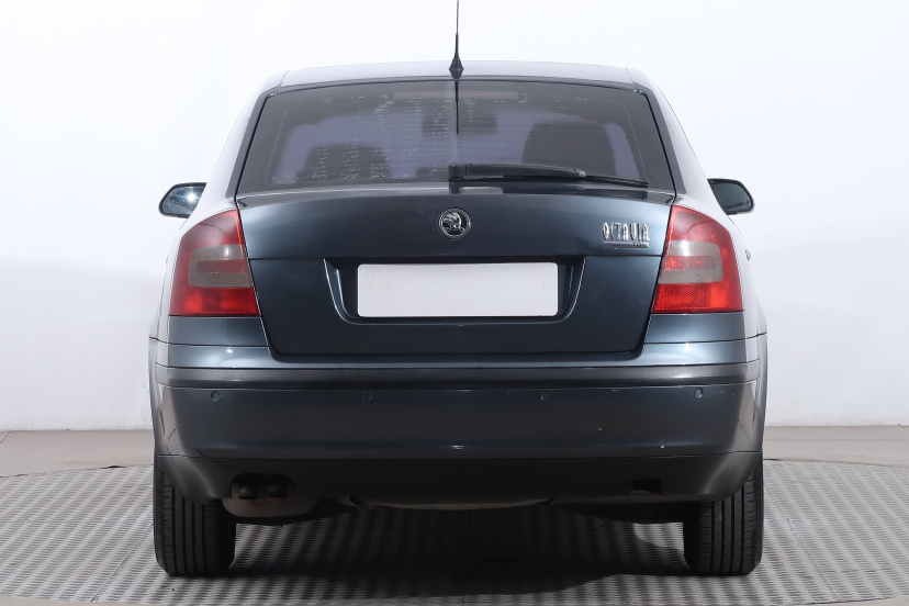 Škoda Octavia, 2004