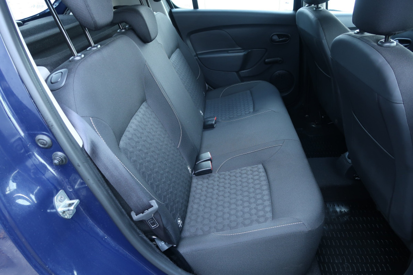 Dacia Sandero, 2015
