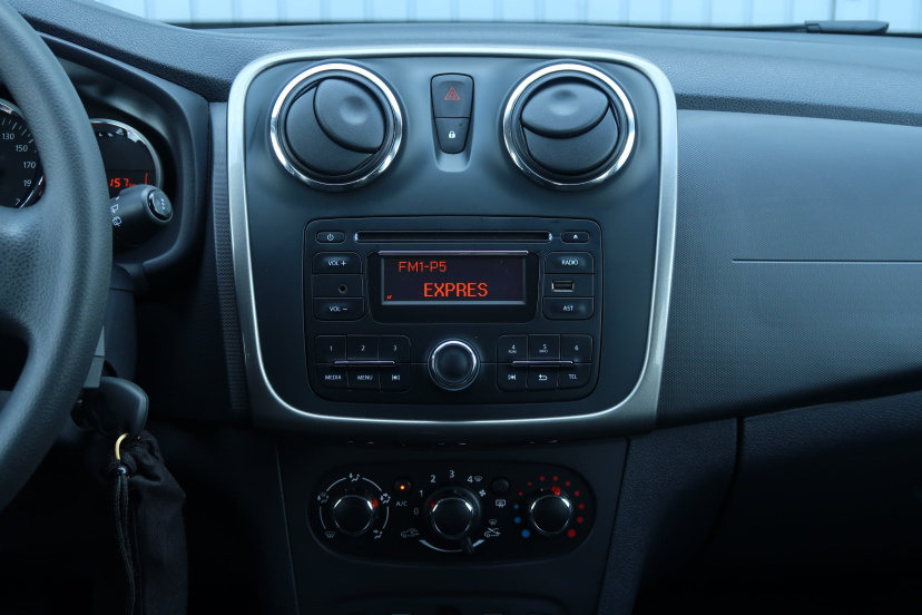 Dacia Sandero, 2015