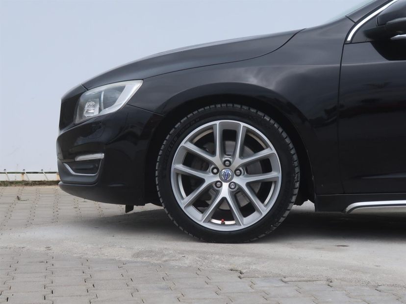 Volvo S60, 2014