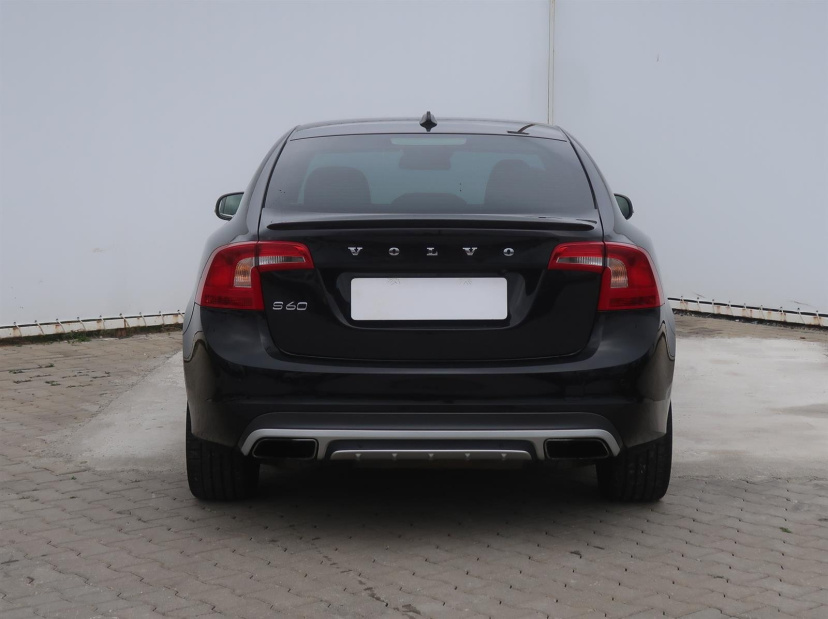 Volvo S60, 2014