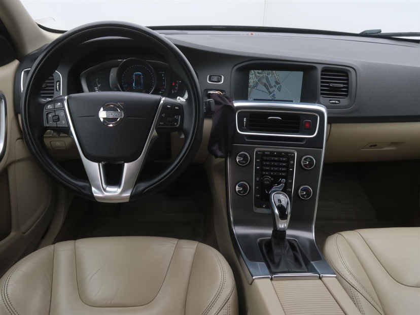 Volvo S60, 2014