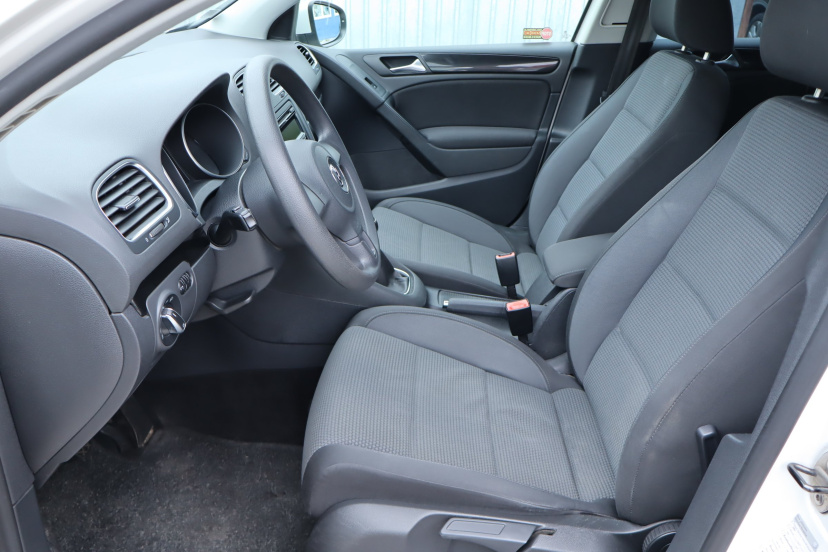 Volkswagen Golf, 2010