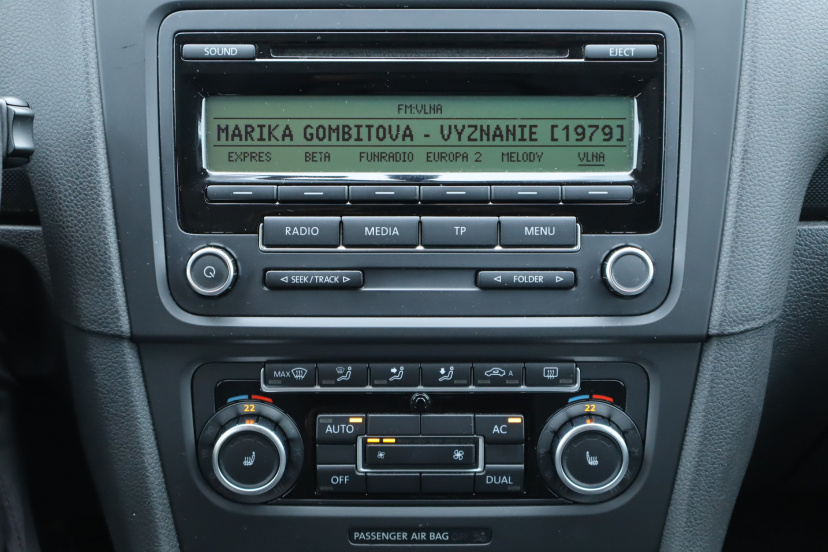 Volkswagen Golf, 2010