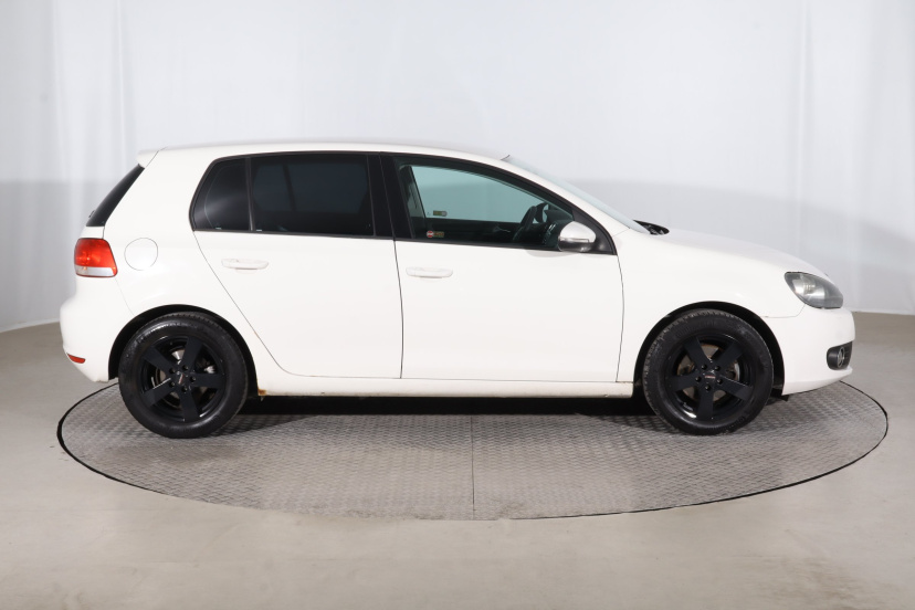 Volkswagen Golf, 2010