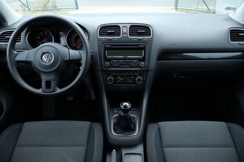 Volkswagen Golf, 2010