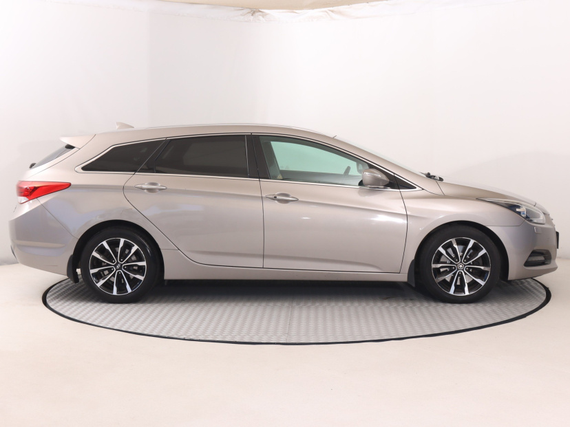 Hyundai i40, 2016