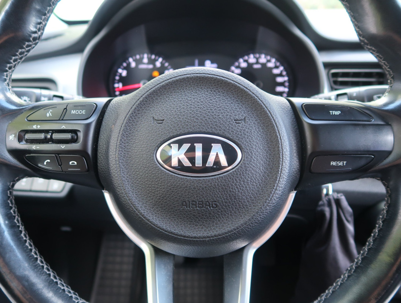 Kia Stonic, 2021