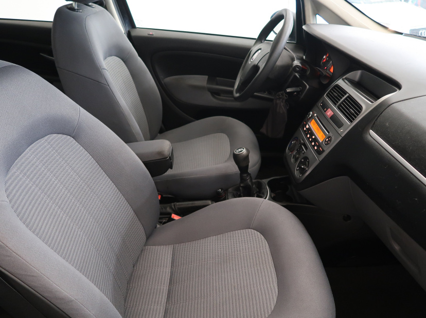 Fiat Linea, 2009